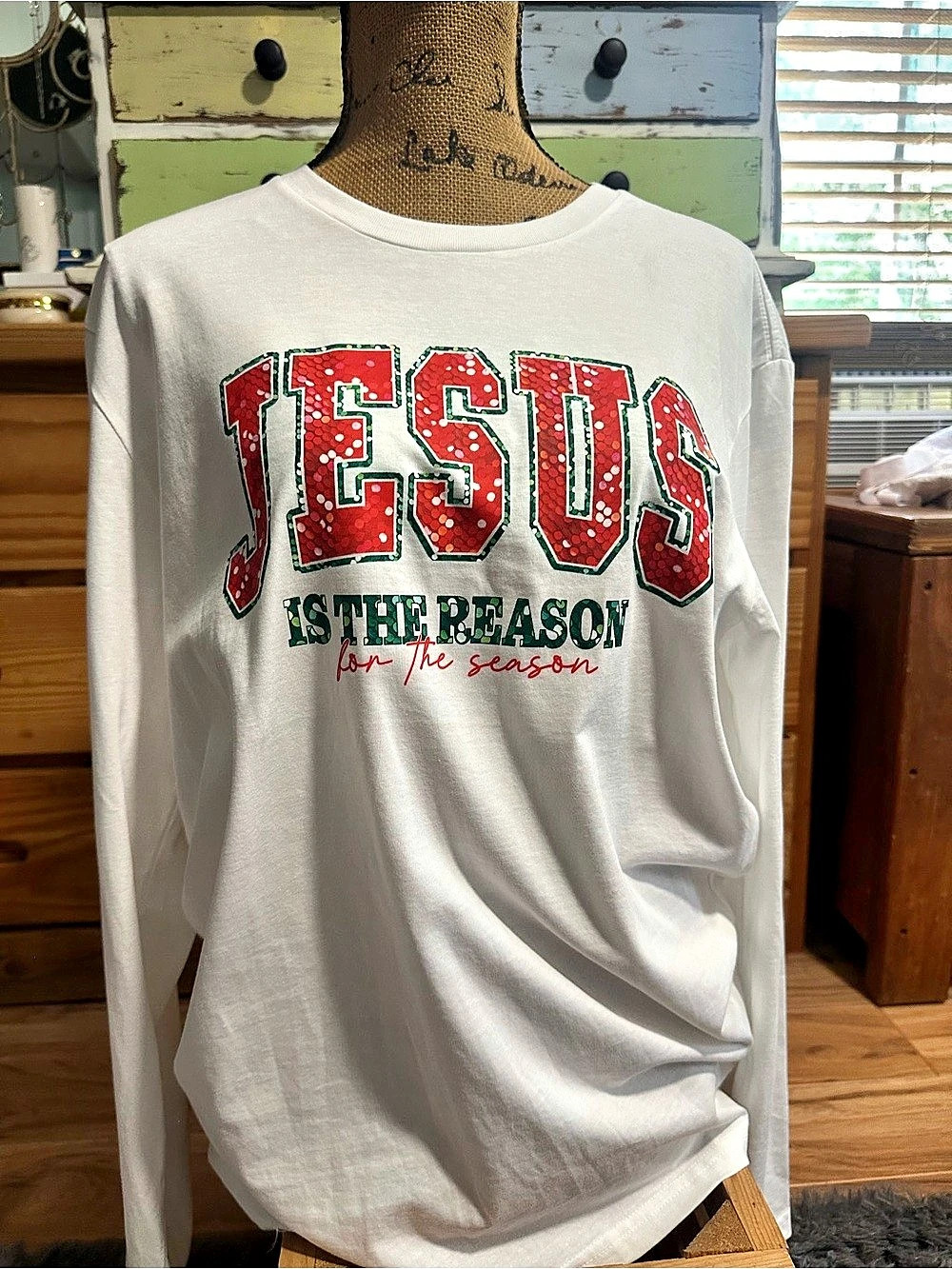 District Long Sleeve Jesus Graphic Tee White & Red Medium Like New